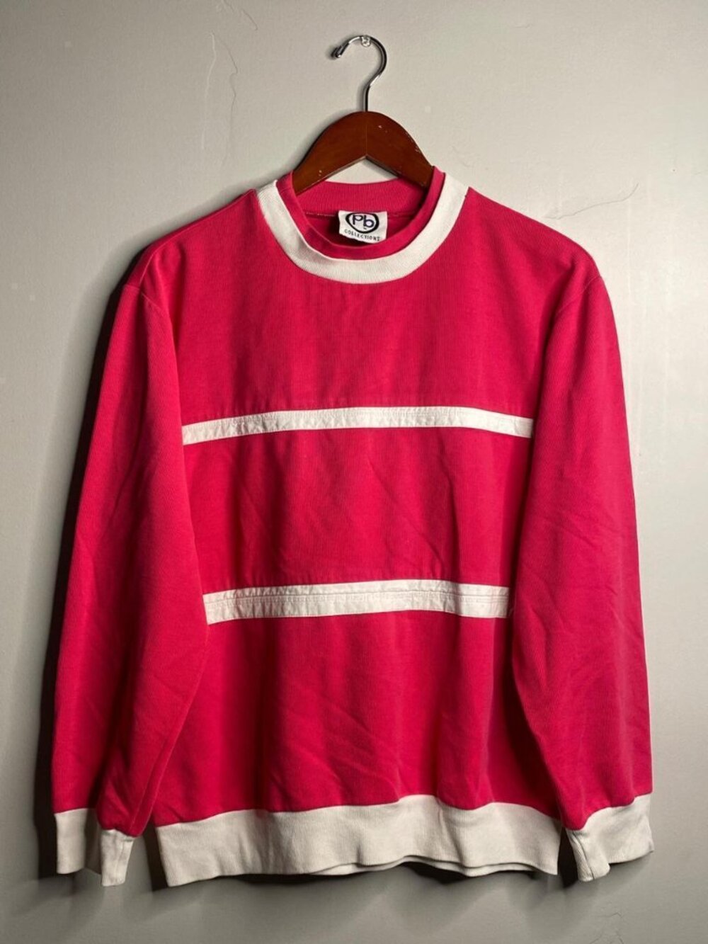 Pink and white 90s vintage sweater 50% cotton 50% polyester size medium